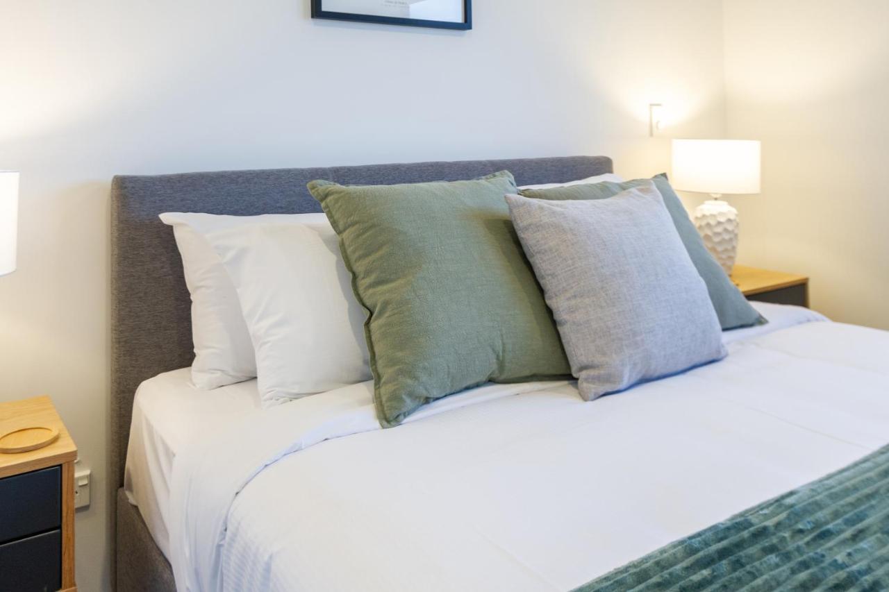 1 Bedroom 1 Bath, Executive Escape, Northlands Mall Κράισττσερτς Εξωτερικό φωτογραφία